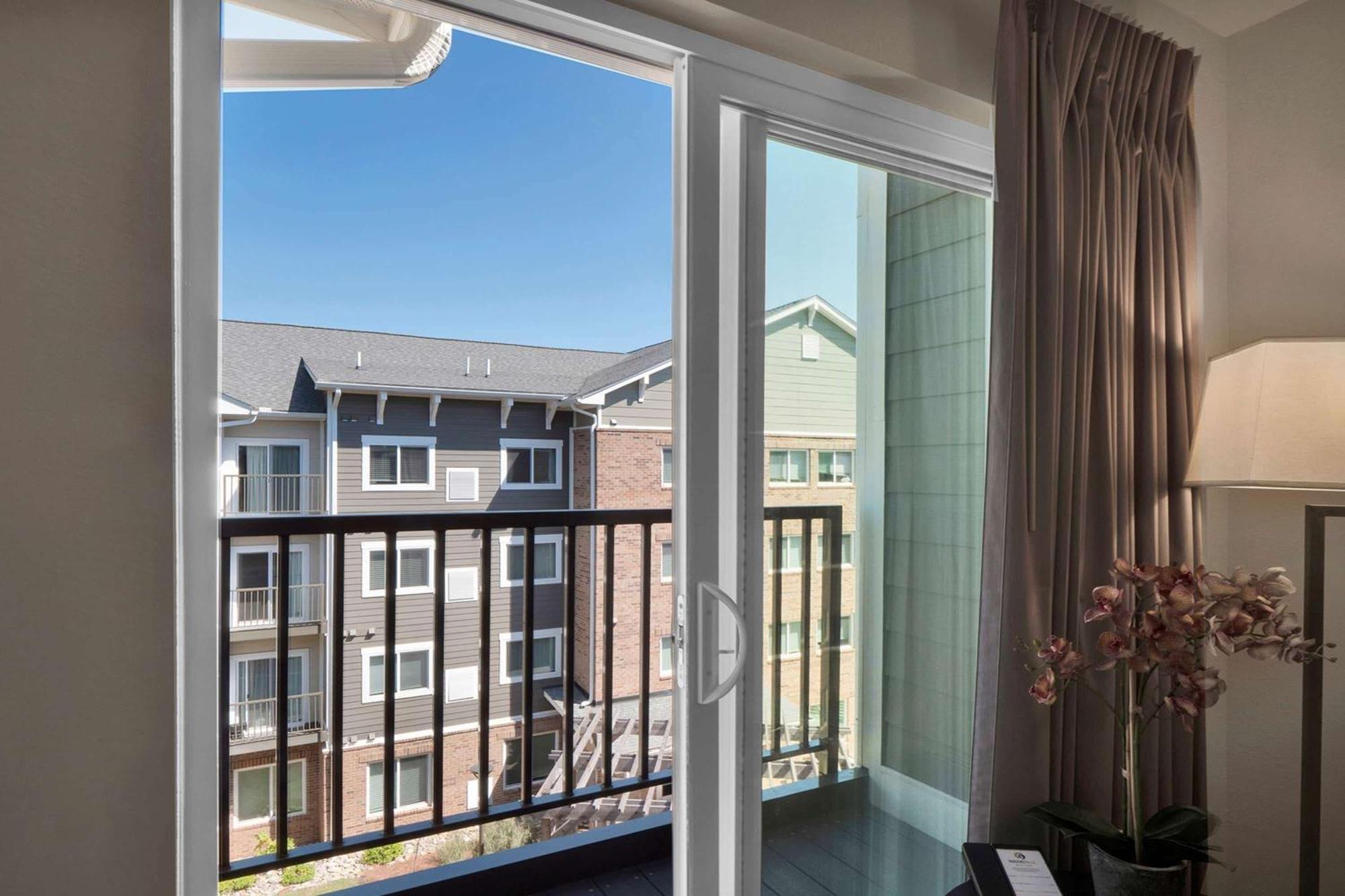 Waterwalk Charlotte Arrowood Hotel Buitenkant foto